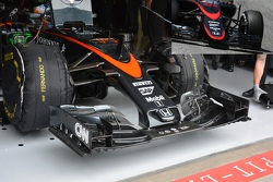 McLaren MP4-30