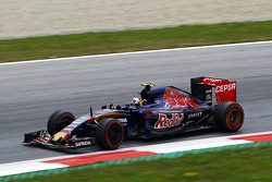 Carlos Sainz Jr., Scuderia Toro Rosso STR10