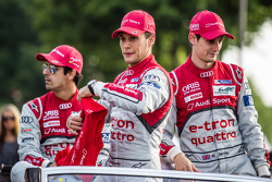 #8 Audi Sport Team Joest Audi R18 e-tron quattro: Лукас ді Грассі, Лоік Дюваль, Олівер Ярвіс