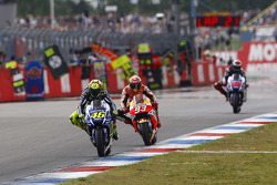 Валентіно Россі, Yamaha Factory Racing