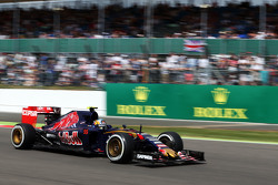 Carlos Sainz Jr., Scuderia Toro Rosso STR10