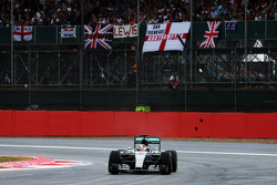 Льюис Хэмилтон, Mercedes AMG F1 W06