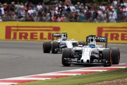 Felipe Massa, Williams FW37 devant Valtteri Bottas, Williams FW37