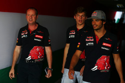 Карлос Сайнс мл., Scuderia Toro Rosso и Макс Ферстаппен, Scuderia Toro Rosso