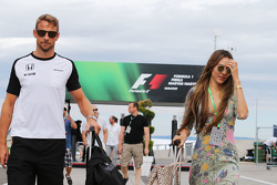Jenson Button, McLaren avec sa femme Jessica Button