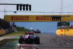 Карлос Сайнс мл., Scuderia Toro Rosso STR10