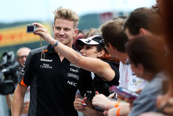 Nico Hulkenberg, Sahara Force India F1 con i tifosi