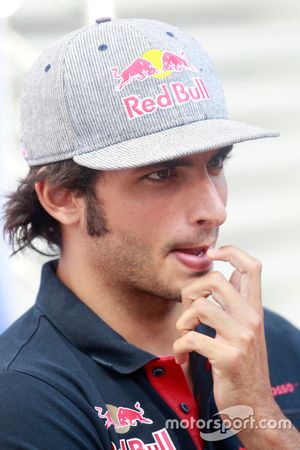 Carlos Sainz Jr., Scuderia Toro Rosso