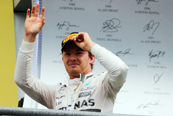 Nico Rosberg, Mercedes AMG F1 fête sa deuxième place sur le podium