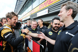 Ромен Грожан, Lotus F1 Team празднует свое третье место с командой