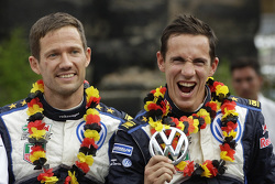 Ganadores Sébastien Ogier y Julien Ingrassia, Volkswagen Polo WRC, Volkswagen Motorsport