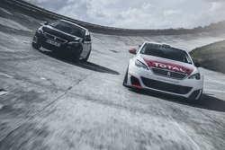 Peugeot 308 e la 308 GTi by Peugeot Sport