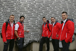 Andre Lotterer, Benoit Tréluyer, Marcel Fassler, Lucas di Grassi, Oliver Jarvis, Audi Sport Team Joest check out the wall of legends