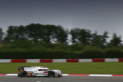 #8 Audi Sport Team Joest Audi R18 e-tron quattro: Lucas di Grassi, Loic Duval, Oliver Jarvis