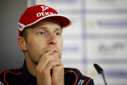 Stefan Mücke, Aston Martin Racing