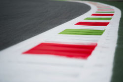 Detalle de los bordos en el circuito