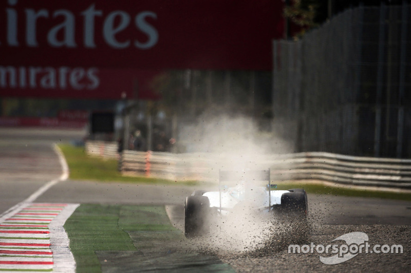 Felipe Massa, Williams FW37 abseits der Linie