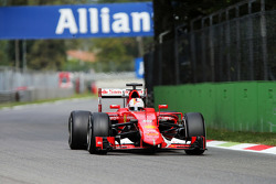 Себастьян Феттель, Ferrari SF15-T