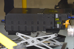 McLaren MP4-30, dettaglio batteria