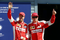 Segundo lugar, Kimi Raikkonen, Ferrari y el tercer lugar, Sebastian Vettel, Ferrari