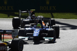 Julian Leal, Carlin leads Johnny Cecotto, Trident