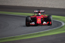 Себастьян Феттель, Ferrari SF15-T