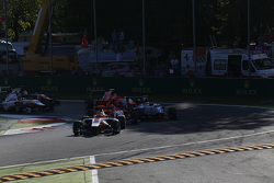 Partenza: Esteban Ocon, ART Grand Prix leads