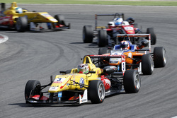 Antonio Giovinazzi, Jagonya Ayam with Carlin Dallara Volkswagen, Santino Ferrucci, Mücke Motorsport