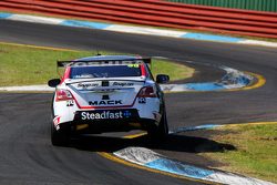 James Moffat und Taz Douglas, Nissan Motorsports