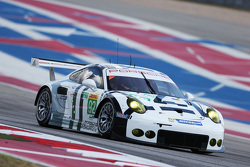 #92 Porsche Team Manthey Porsche 911 RSR: Frédéric Makowiecki, Patrick Pilet