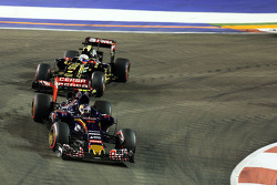 Carlos Sainz Jr., Scuderia Toro Rosso STR10