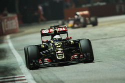 Romain Grosjean, Lotus F1 E23