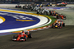Inicio: Sebastian Vettel, Ferrari SF15-T lider