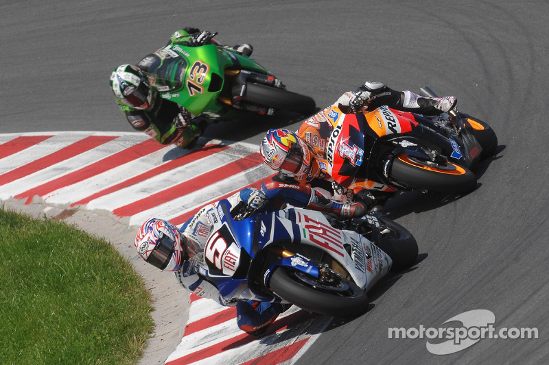 2007: Colin Edwards, Nicky Hayden dan Anthony West di Sachsenring