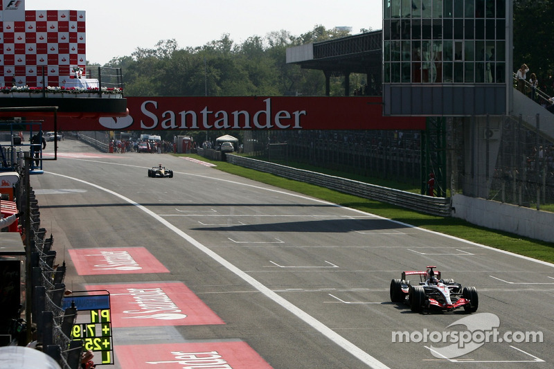 2007. Переможець: Фернандо Алонсо, McLaren-Mercedes