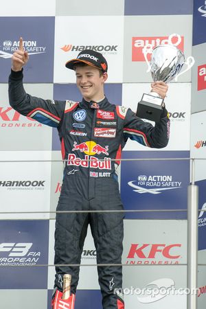 Callum Ilott, Carlin Dallara F312 - Volkswagen