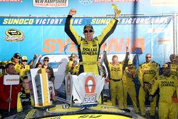 Race winner Matt Kenseth, Joe Gibbs Racing Toyota