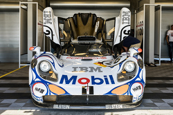 1998 Le Mans winning Porsche 911 GT1