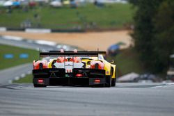 #11 RSR Racing Oreca FLM09 Chevrolet: Chris Cumming, Bruno Junqueira, Gustavo Menezes, Jack Hawksworth