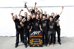 Stoffel Vandoorne, ART Grand Prix, Champion 2015 de GP2