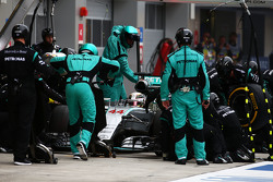 Arrêt aux stands de Lewis Hamilton, Mercedes AMG F1 W06