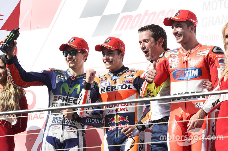 Podium: race winner Marc Marquez, Repsol Honda Team, second place Jorge Lorenzo, Yamaha Factory Raci