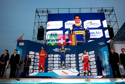 Podium: winnaar Sébastien Buemi, Renault e.Dams, 2de Lucas di Grassi, ABT Schaeffler Audi Sport, 3de