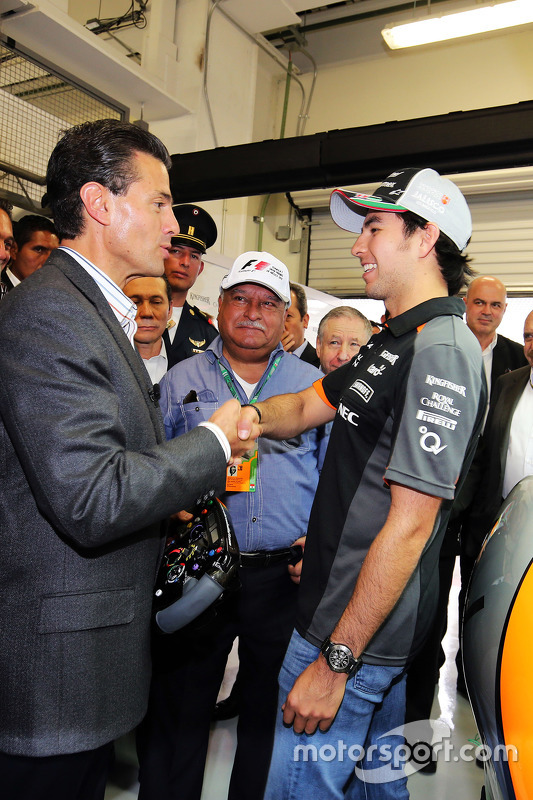 Sergio Pérez, Sahara Force India F1, con Enrique Peña Nieto, Presidente de México
