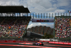 Даниил Квят, Red Bull Racing RB11