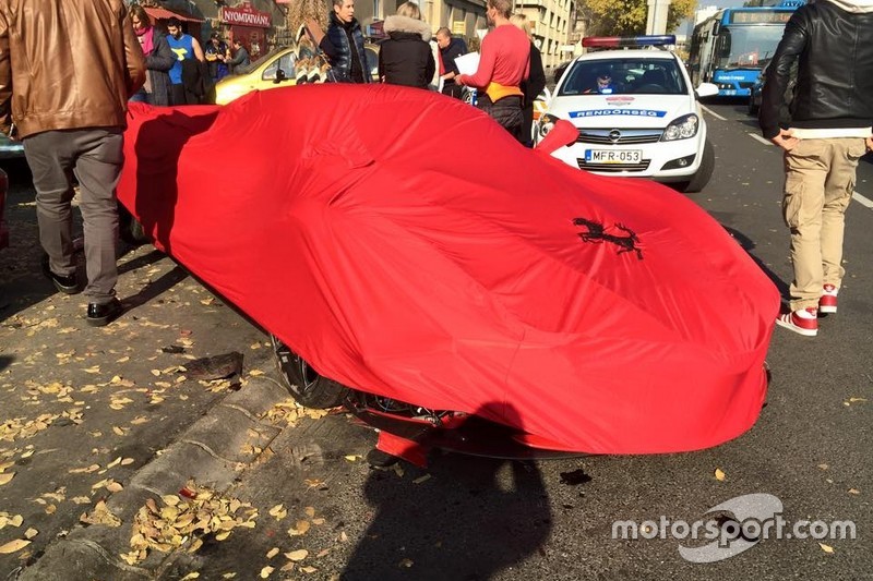 LaFerrari crash in Boedapest