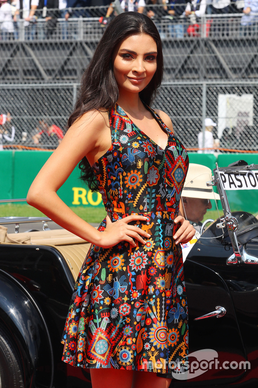 Grid girl on the drivers parade.