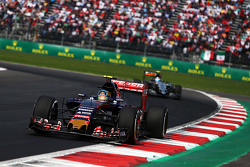 Carlos Sainz Jr, Scuderia Toro Rosso STR10