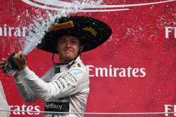 Podium: ganador, Nico Rosberg, Mercedes AMG F1 W06