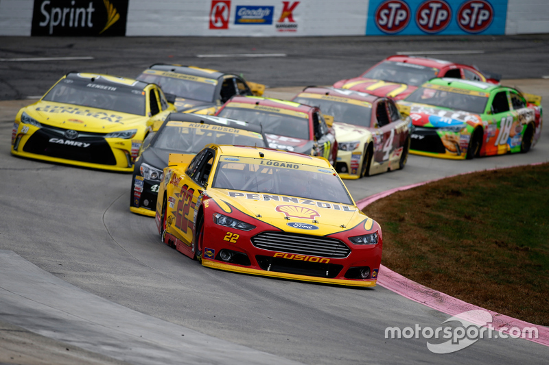Logano encore en pole à Martinsville